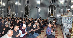 VAKFIKEBİR'DE KADİR GECESİ İHYA EDİLDİ