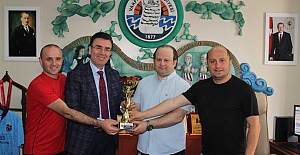 MASA TENİSİNDE 2. LİGE YÜKSELDİLER