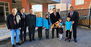Vakfıkebir Kaymakamı uzan öğrencileri unutmadı!
