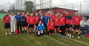 Vakfıkebir Veteranlar Çeyrek Finalde!