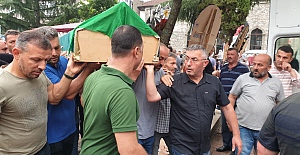 Denizde Boğulan Öğretmen Nimet Kamiloğlu, İçin Tören Düzenlendi!