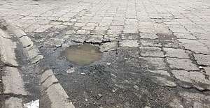 Vakfıkebir pis kanalizasyon kokusuna teslim oldu!